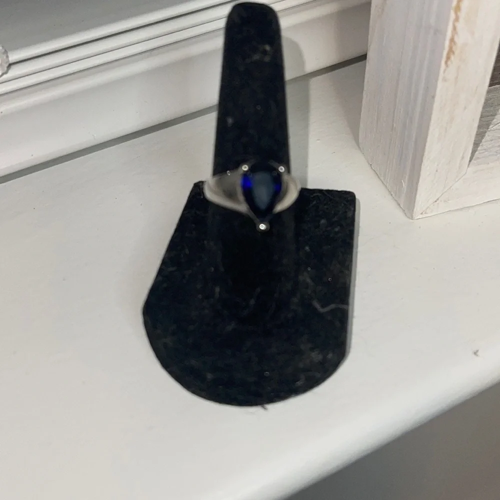 D&p Sterling Silver Ring. - Picture 1 of 11
